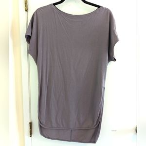 Lululemon T-Shirt
